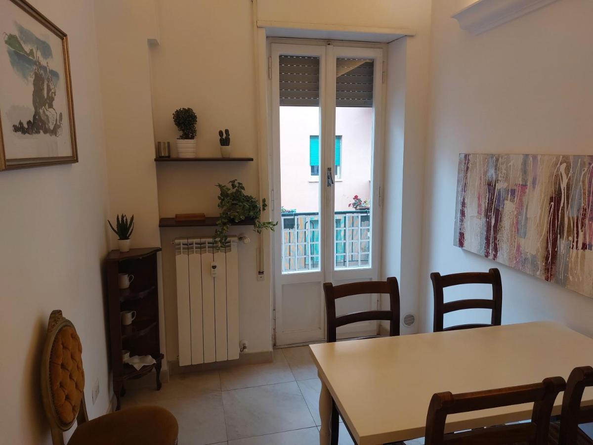 Casa Giova: Bilocale Con Balcone Al Gianicolo Apartment Rome Bagian luar foto