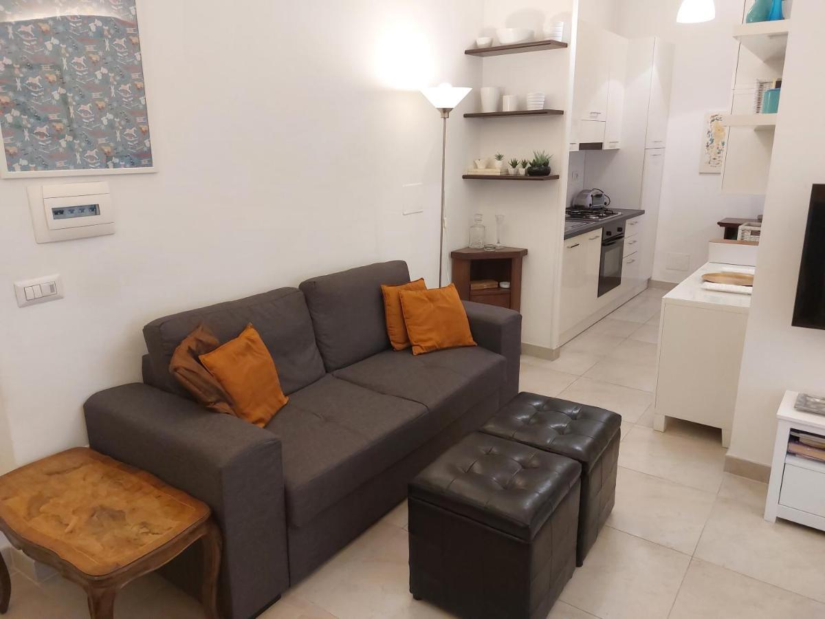 Casa Giova: Bilocale Con Balcone Al Gianicolo Apartment Rome Bagian luar foto